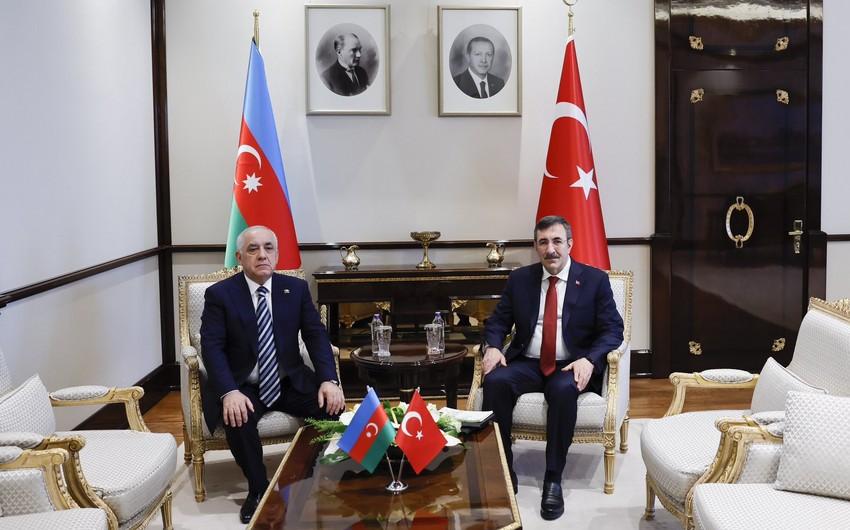 Əli Əsədov Cevdet Yılmazla 44 günlük müharibənin nəticələrini MÜZAKİRƏ ETDİ