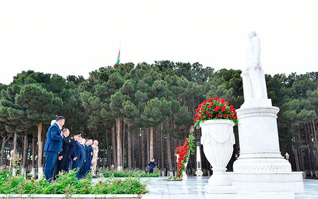 Abşeronda Heydər Əliyevlə bağlı tədbir keçirildi - FOTOLAR