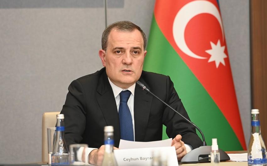 Ceyhun Bayramov: \"Sərhəd dirəklərinin quraşdırılması demək olar ki, başa çatıb\"
