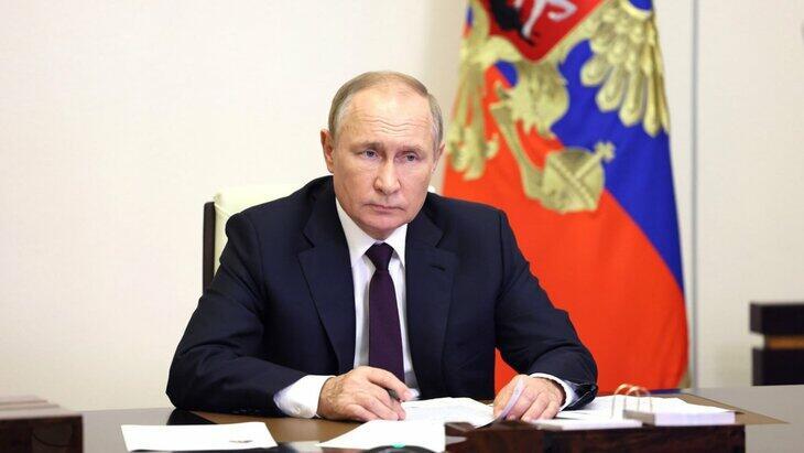 Putin yeni hökumətin strukturunu TƏSDİQLƏDİ