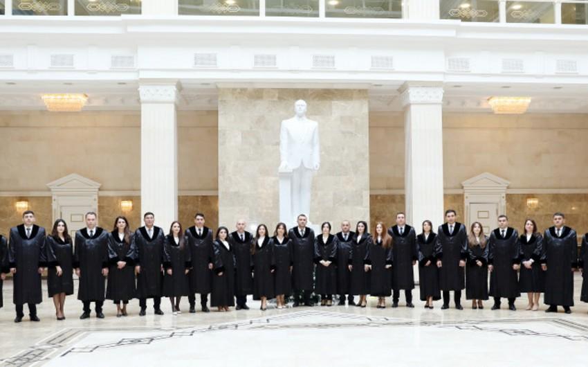 Ali Məhkəmədə yeni təyin olunmuş hakimlərin andiçmə mərasimi KEÇİRİLDİ - FOTO