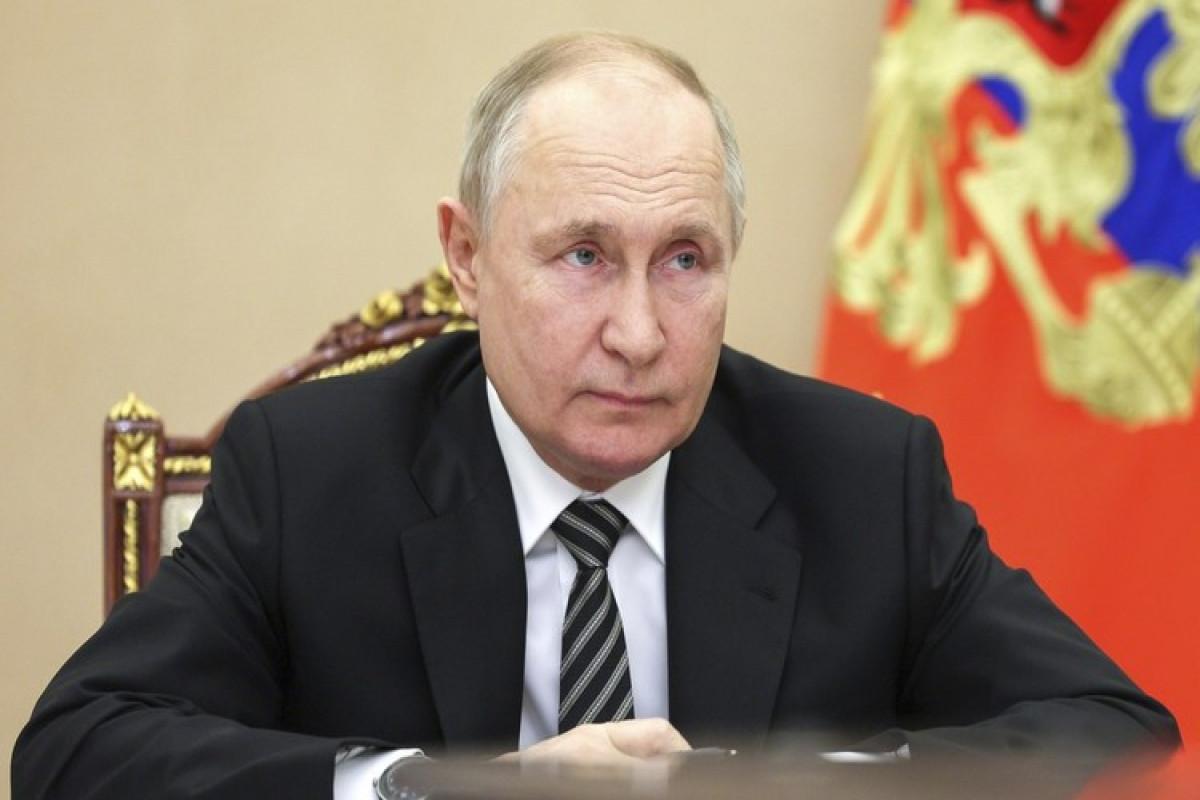 Putin hökumətin yeni tərkibini təsdiqlədi