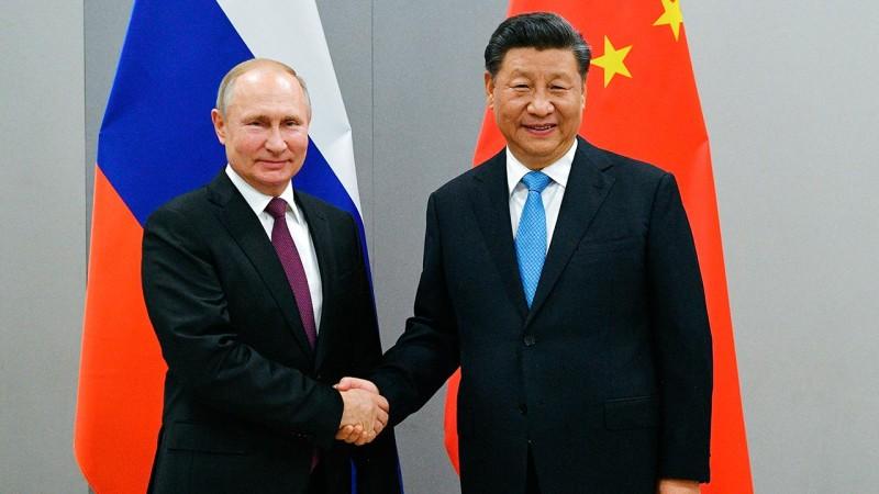 Putin Si Cinpinlə GÖRÜŞDÜ: Müzakirə olunan məsələlər AÇIQLANDI