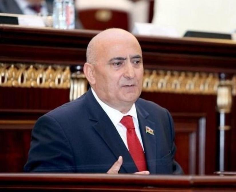 \"Belə olan halda yük dövlətə düşür\" - Musa Qasımlı