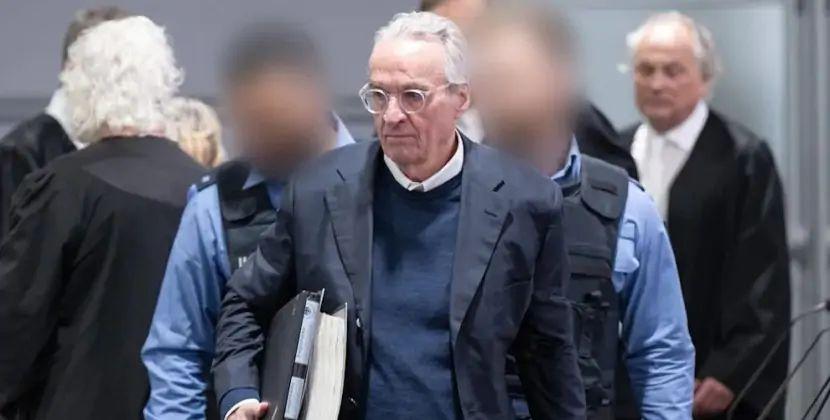 Dövlət çevrilişi planlaşdıran qruplaşma üzvlərinin məhkəməsi başladı