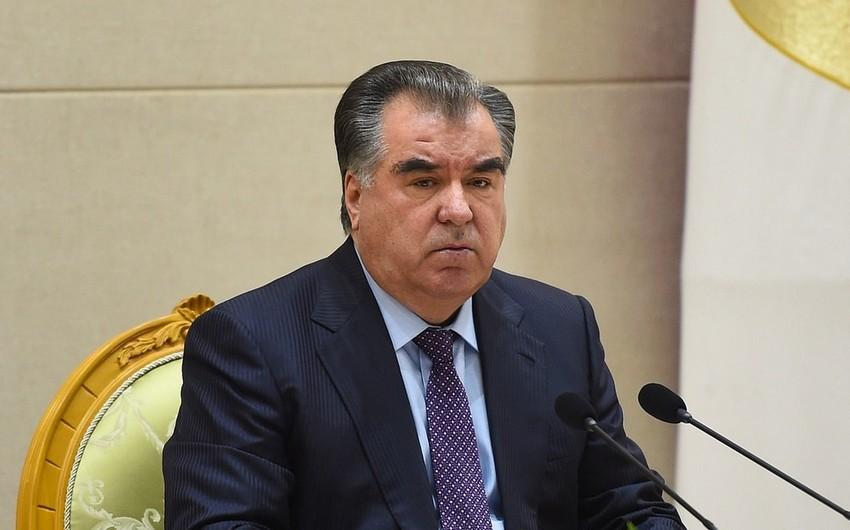 Tacikistan Prezidenti: \"Azərbaycanla 700 milyon dollarlıq müqavilələr imzalanıb\"