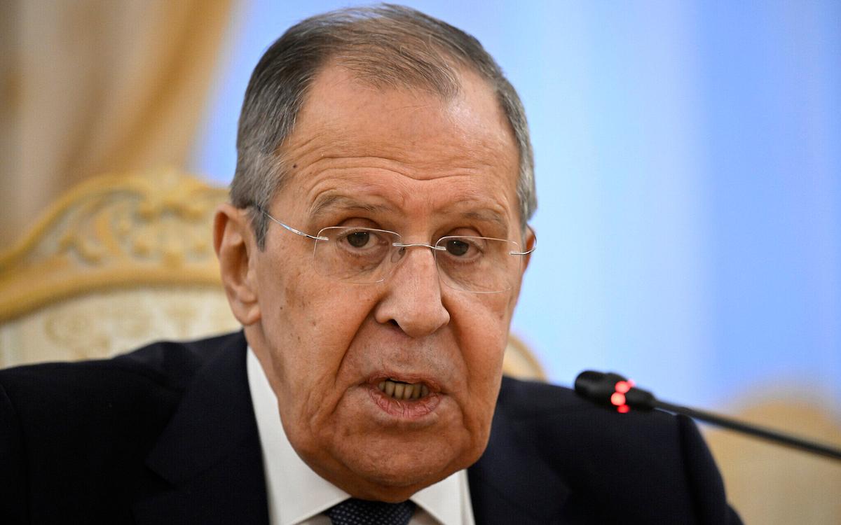 Lavrov: \"Ukrayna ABŞ silahları ilə Rusiya ərazisini vurur\"