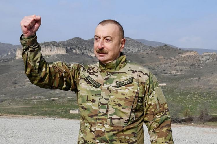 "İlham Əliyev bütün Qafqazın xilaskarı kimi çıxış edir" - Zahid Oruc