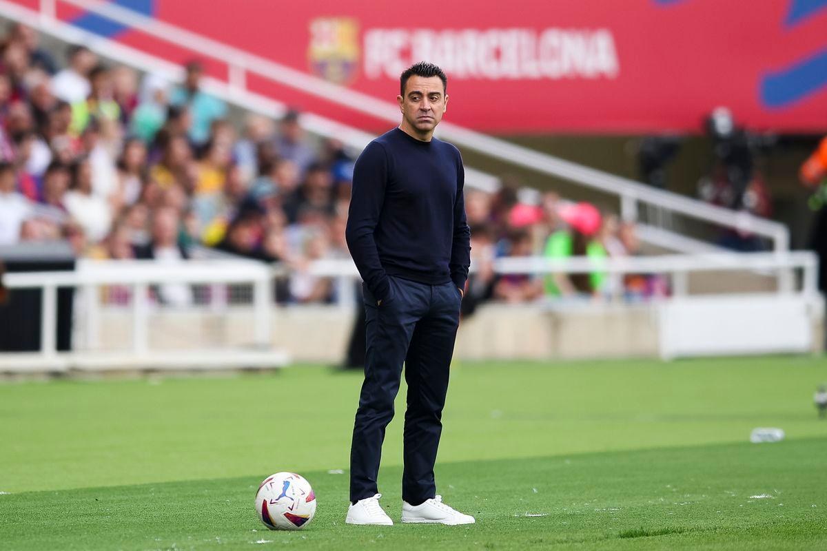 Xavi \"Barselona\"nın baş məşqçisi postundan GETDİ