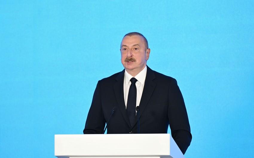 Prezident: \"Biz 2027-ci ilin sonunda 2 qiqavat bərpaolunan enerji əldə edəcəyik\"