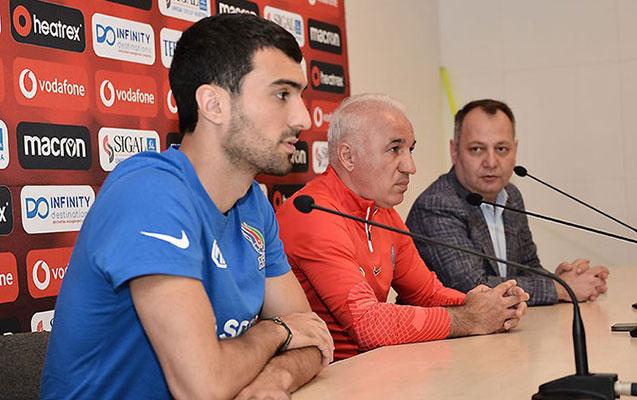 Mahir Emreli Canni De Byazini TƏNQİD ETDİ