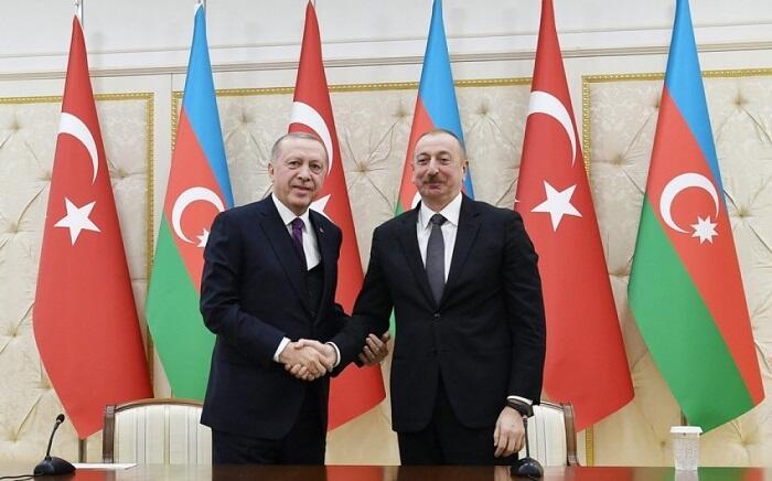Ərdoğan dəvəti qəbul etdi, Bakıya gəlir