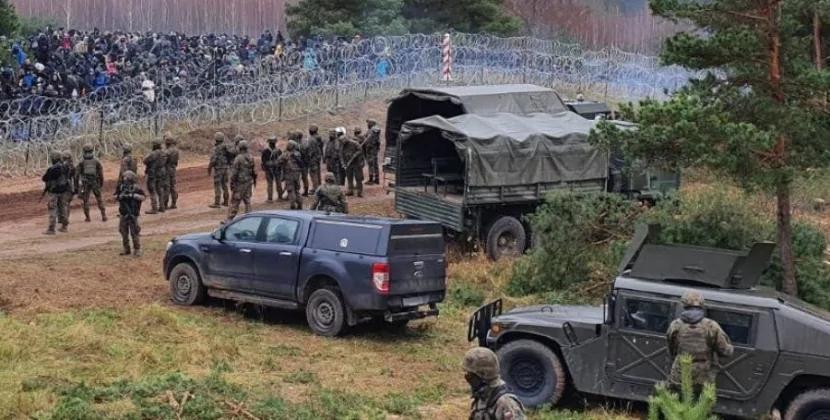 Polşa iyunun 13-dən Belarusla sərhəddə bufer zonası tətbiq edir: Təfərrüatlar