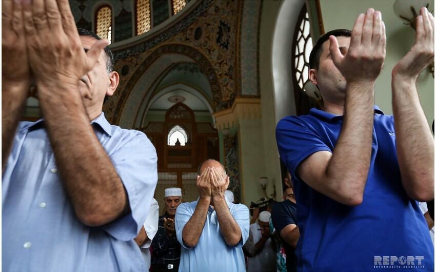 Şuşada bayram namazı qılındı