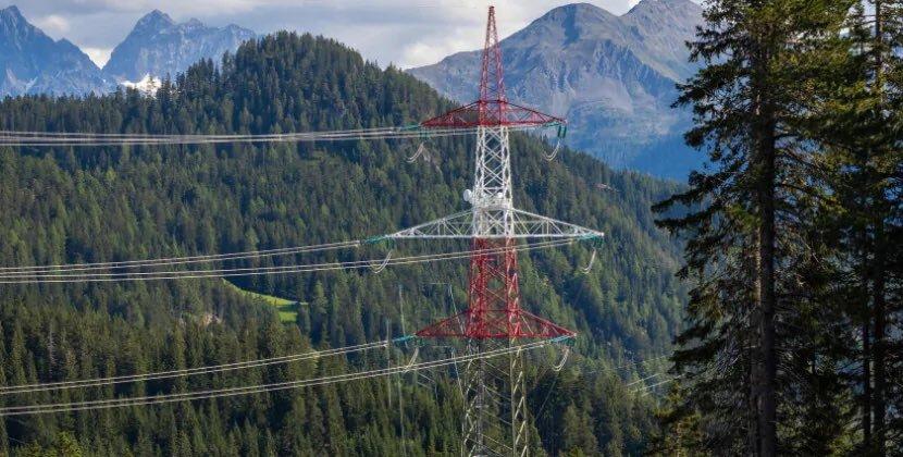 Balkan dövlətlərində kütləvi halda elektrik enerjisi KƏSİLDİ