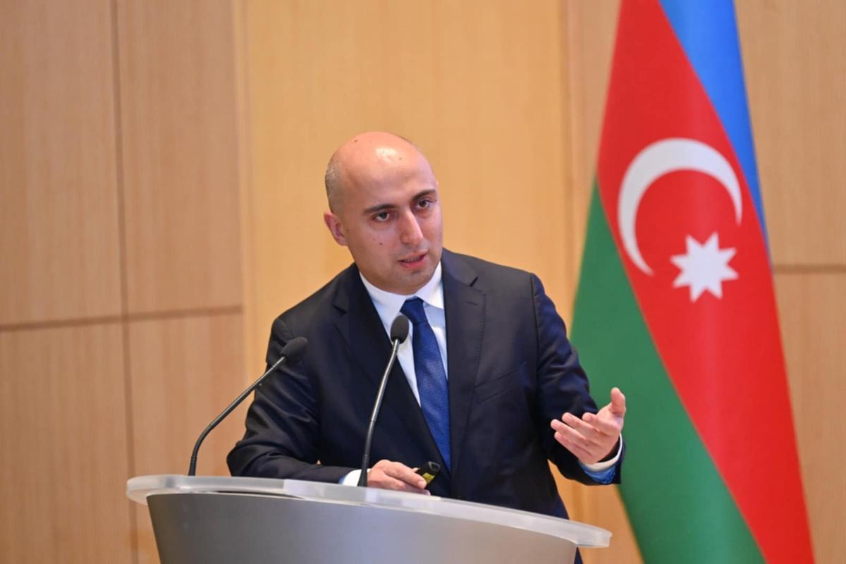 "MİQ imtahanlarından keçən müəllimlərin orta sertifikatlaşdırma balı 52 olub" - Nazir