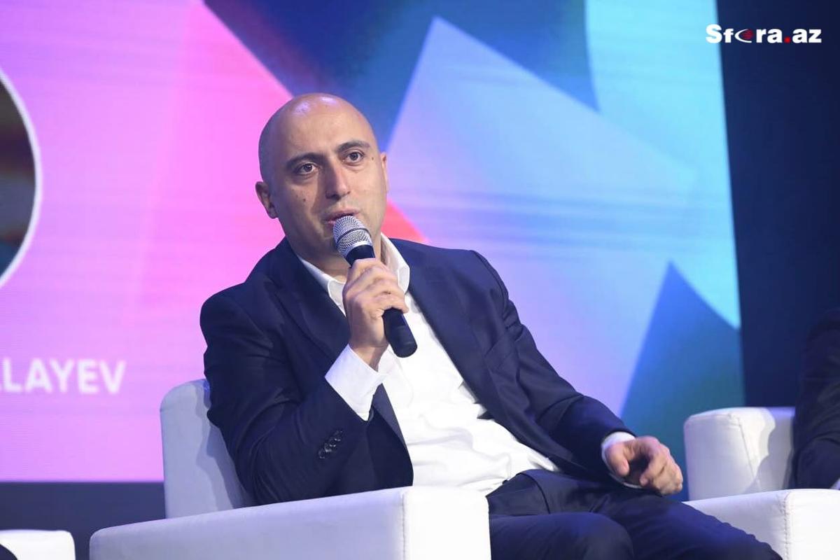 "Onların şagirdlərin önünə çıxmasına icazə verə bilmərik" - Emin Əmrullayev
