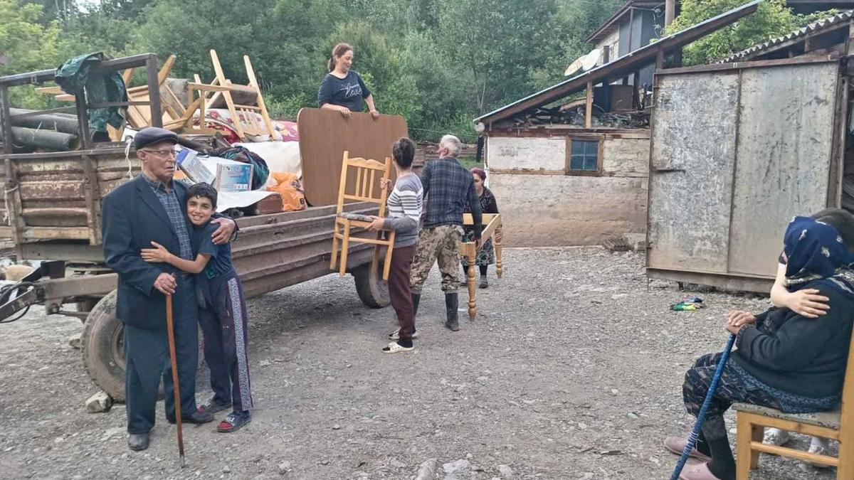 Azərbaycanda bu kənddən sakinlərin təxliyəsinə BAŞLANILDI