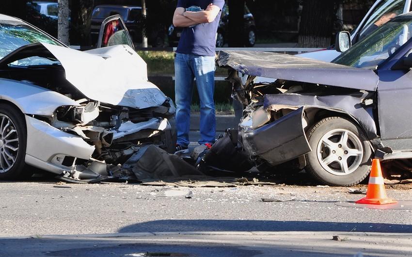 Sabunçu rayonunda YOL QƏZASI - Xəsarət alan var