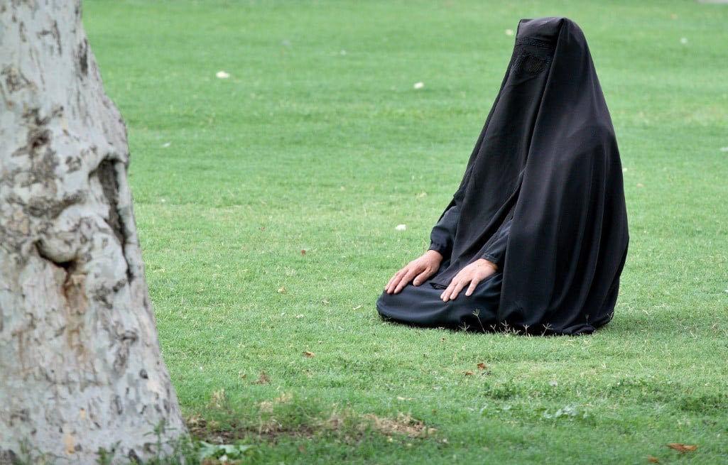 Dağıstanda niqab taxmaq qadağan ediləcək - SƏBƏB