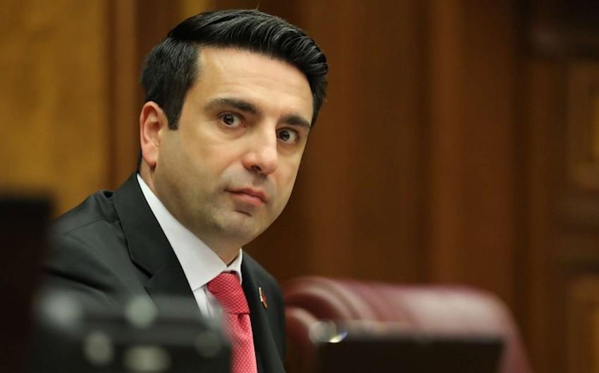 Alen Simonyan MDB PA-nın iclasında iştirakdan İMTİNA ETDİ Alen Simonyan MDB PA-nın iclasında iştirakdan İMTİNA ETDİ