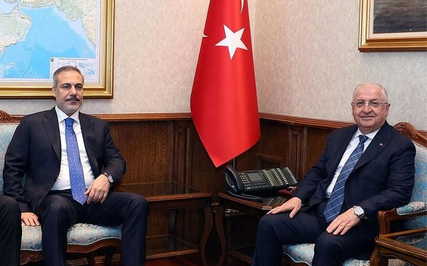 Hakan Fidan və Yaşar Gülər Nigerdə səfərdədir