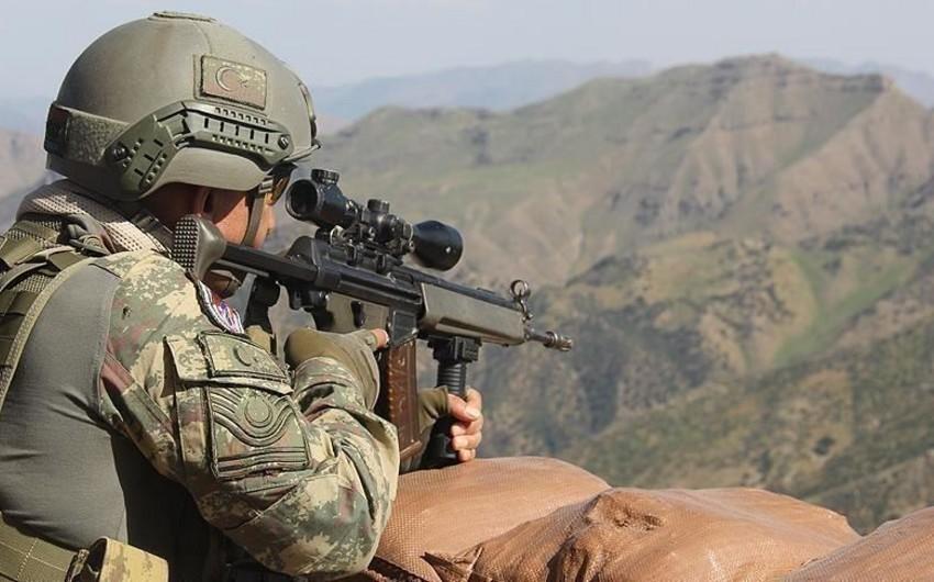 Türkiyə ordusu İraq və Suriyada daha yeddi terrorçu ÖLDÜRDÜ Türkiyə ordusu İraq və Suriyada daha yeddi terrorçu ÖLDÜRDÜ