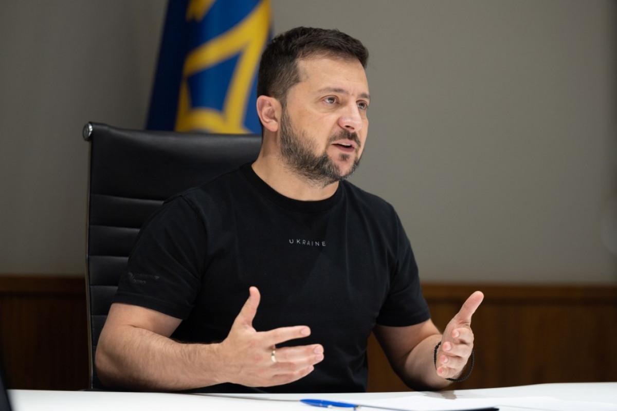 Zelenski: "Dünya bizim kimi düşünsəydi, Rusiyanı çoxdan dayandırardıq" Zelenski: "Dünya bizim kimi düşünsəydi, Rusiyanı çoxdan dayandırardıq"