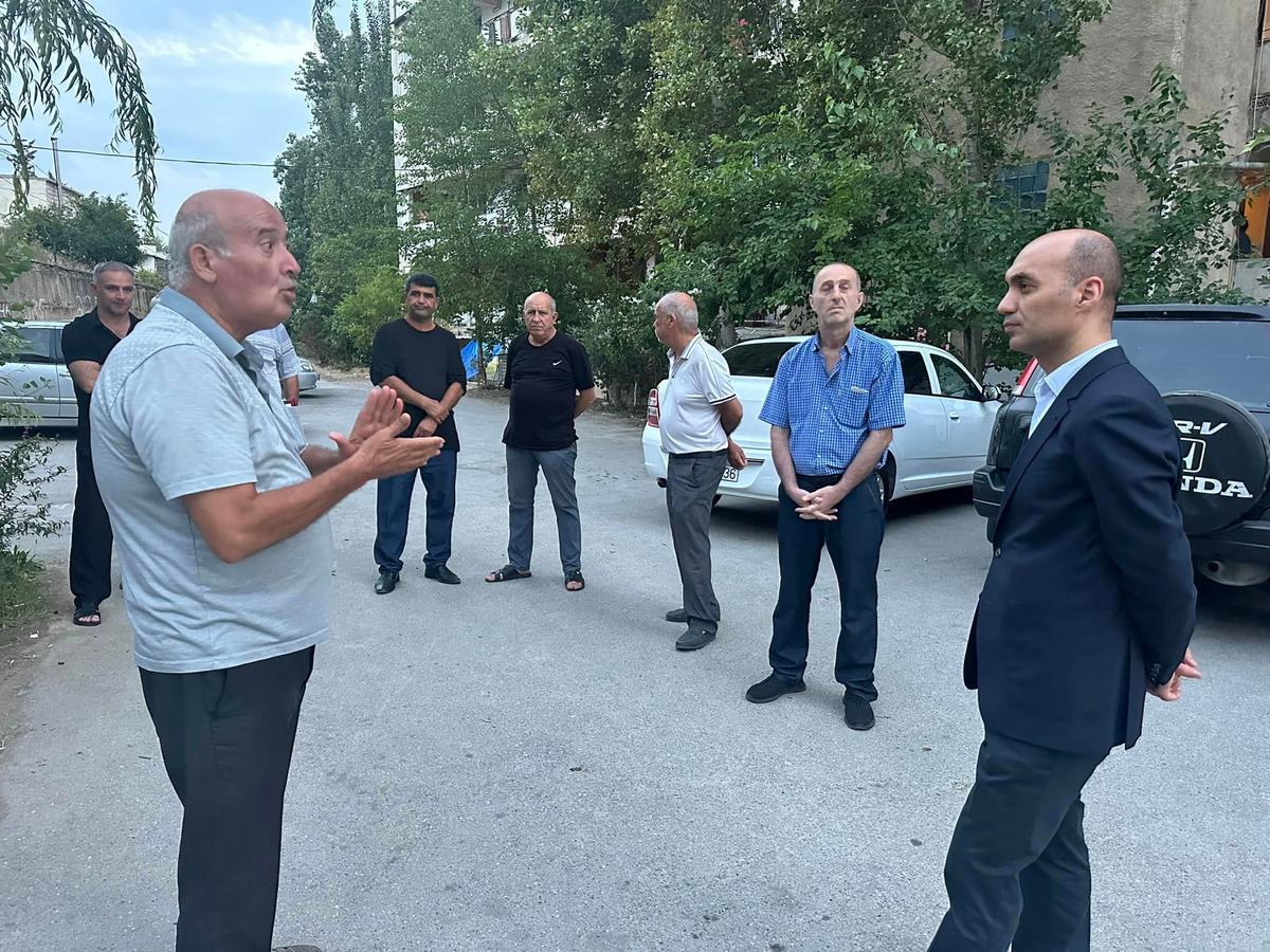 Qaya Məmmədov seçicilərlə səyyar görüşlərini davam etdirir - FOTOLAR
