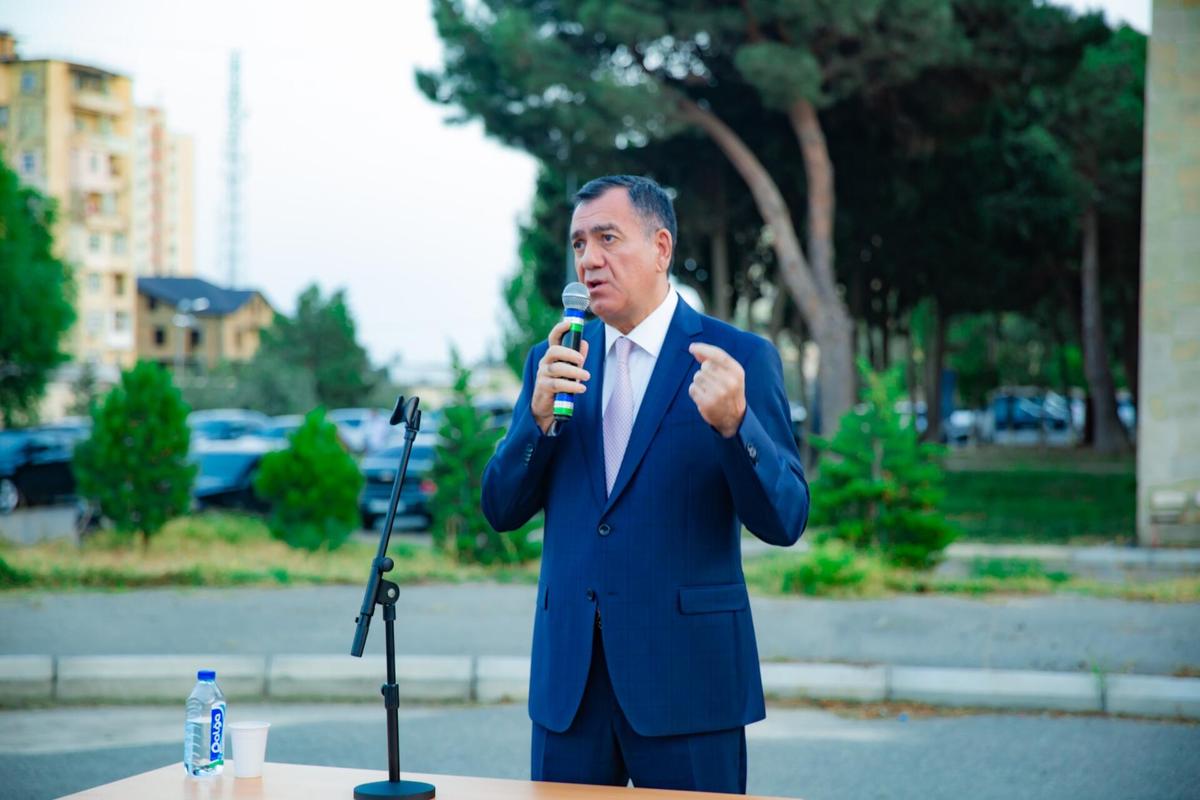 Qüdrət Həsənquliyev seçicilərlə görüş keçirdi -FOTO