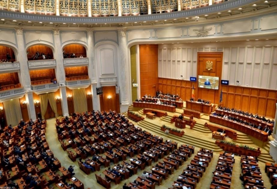 Rumıniya parlamentində yanğın baş verdi