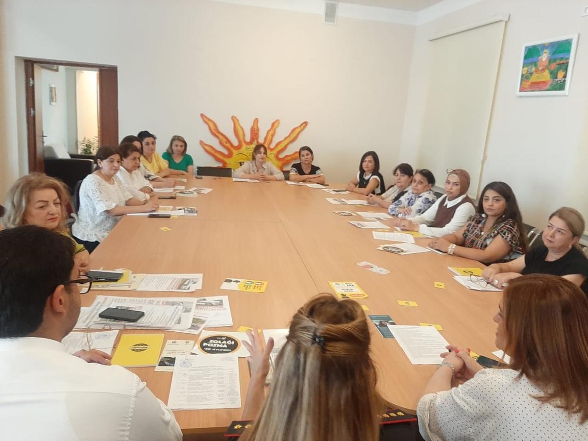 Yeni tədris ilinin başlanması ilə əlaqədar tədbir keçirildi - FOTOLAR Yeni tədris ilinin başlanması ilə əlaqədar tədbir keçirildi - FOTOLAR