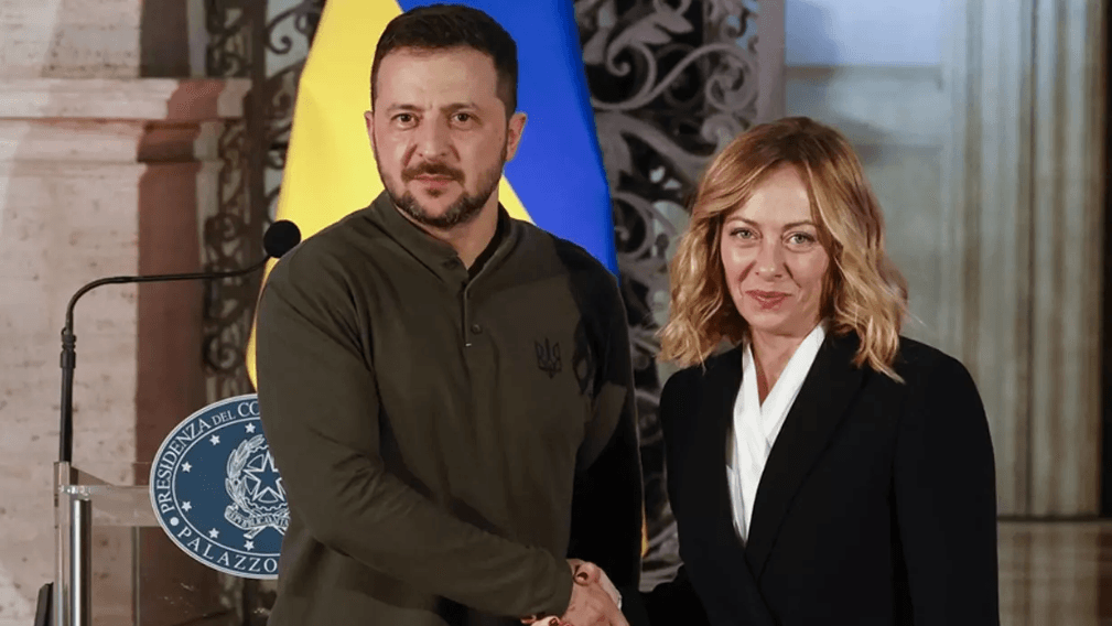 "Ukrayna "təslim olmaq" mənasına gəlməyən sülh masasının yaradıcısı olmalıdır" - Meloni