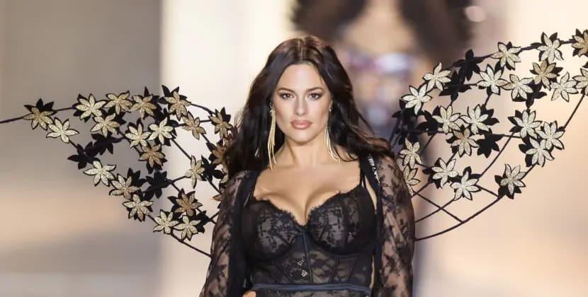Böyük ölçülü model "Victoria's Secret 2024" podiumuna çıxdı - FOTOLAR