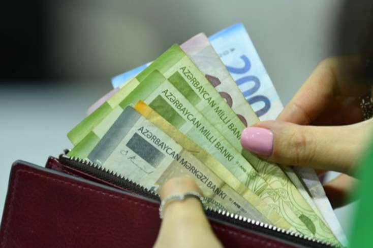Evlidirsə, xərci çoxdur, subaydırsa, ehtiyacı yoxdur? - Qanunda əməkhaqqı təyinatı necədir?