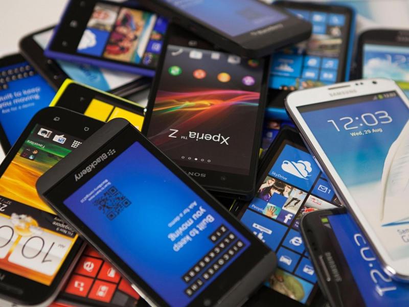 2024-cü ilin üçüncü rübündə ən çox satılan smartfonlar hansılardır?
