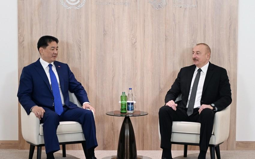 İlham Əliyev Monqolustan prezidenti ilə görüşdü - FOTOLAR İlham Əliyev Monqolustan prezidenti ilə görüşdü - FOTOLAR