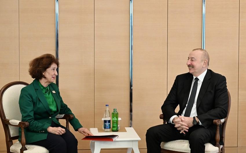 İlham Əliyev Şimali Makedoniya Prezidenti ilə görüşdü İlham Əliyev Şimali Makedoniya Prezidenti ilə görüşdü