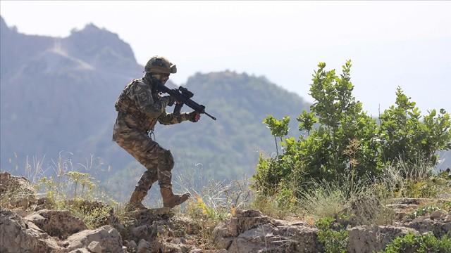 İraqın şimalında 13 PKK terrorçusu öldürüldü İraqın şimalında 13 PKK terrorçusu öldürüldü