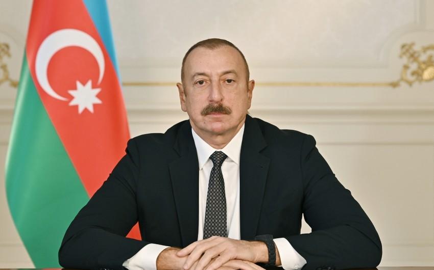 Prezident İlham Əliyev Tailand Kralını təbrik etdi Prezident İlham Əliyev Tailand Kralını təbrik etdi