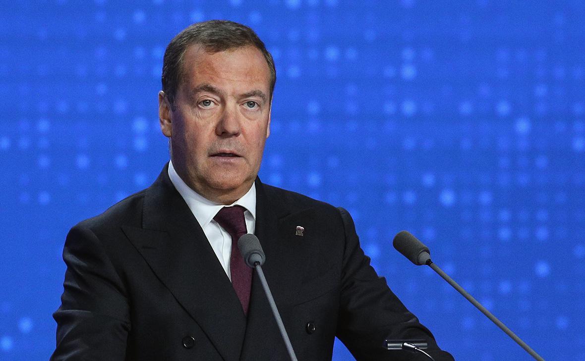 "Ruslar və ukraynalılar eyni xalqdır" - Medvedev "Ruslar və ukraynalılar eyni xalqdır" - Medvedev