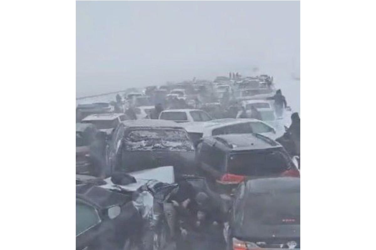 Qazaxıstanda 100-dək avtomobilin iştirakı ilə yol qəzası olub, xəsarət alanlar var -FOTO