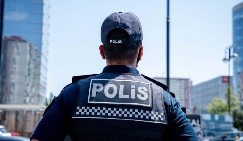 Bakıda polis əməkdaşları 10 min manat tapıb, sahibi axtarılır