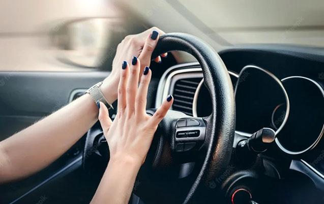 Sürücü yol keçən piyadanı vurub öldürüb Sürücü yol keçən piyadanı vurub öldürüb