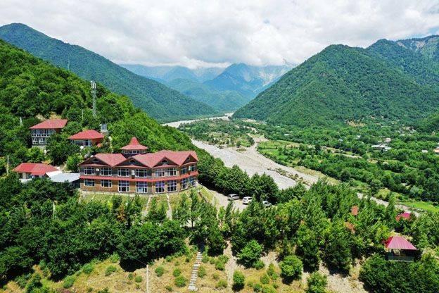 Bölgələrimiz xarici turist cəlbində Bakıya uduzur - Səbəb nədir?