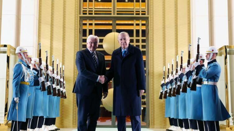 Ərdoğan Ştaynmayerlə qapalı görüş keçirdi