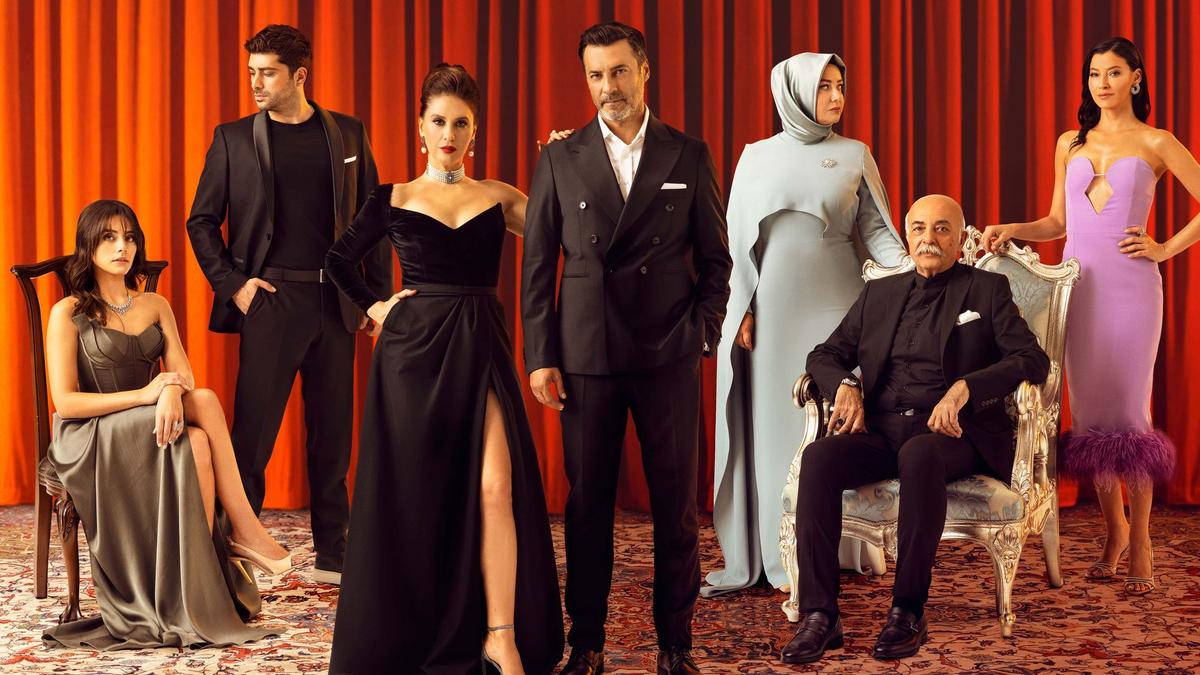 "Kızılcık Şerbeti"nin aktrisası vanna otağında yıxıldı, xəstəxanalıq oldu - FOTO
