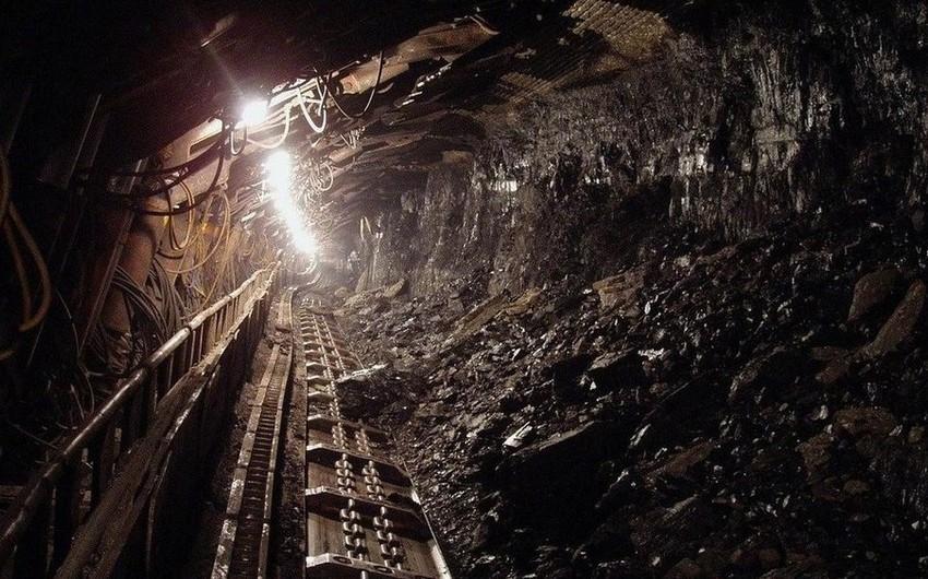 Qazaxıstanda mədən çökdü: Yeddi nəfər dağıntılar altında qaldı