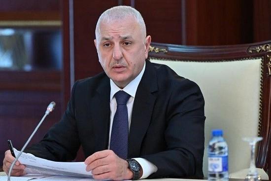 Ülvi Quliyev Azərbaycan qadınlarını təbrik etdi