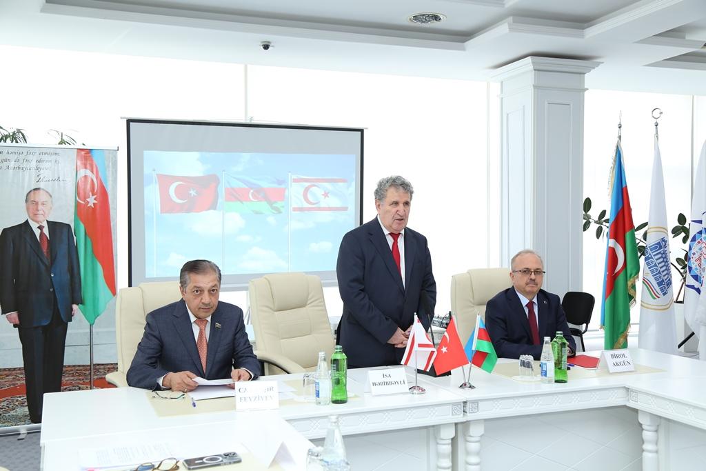 AMEA-da “İstiqlal marşı”nın qəbul olunmasının 104-cü ildönümü münasibətilə tədbir keçirilib - FOTO